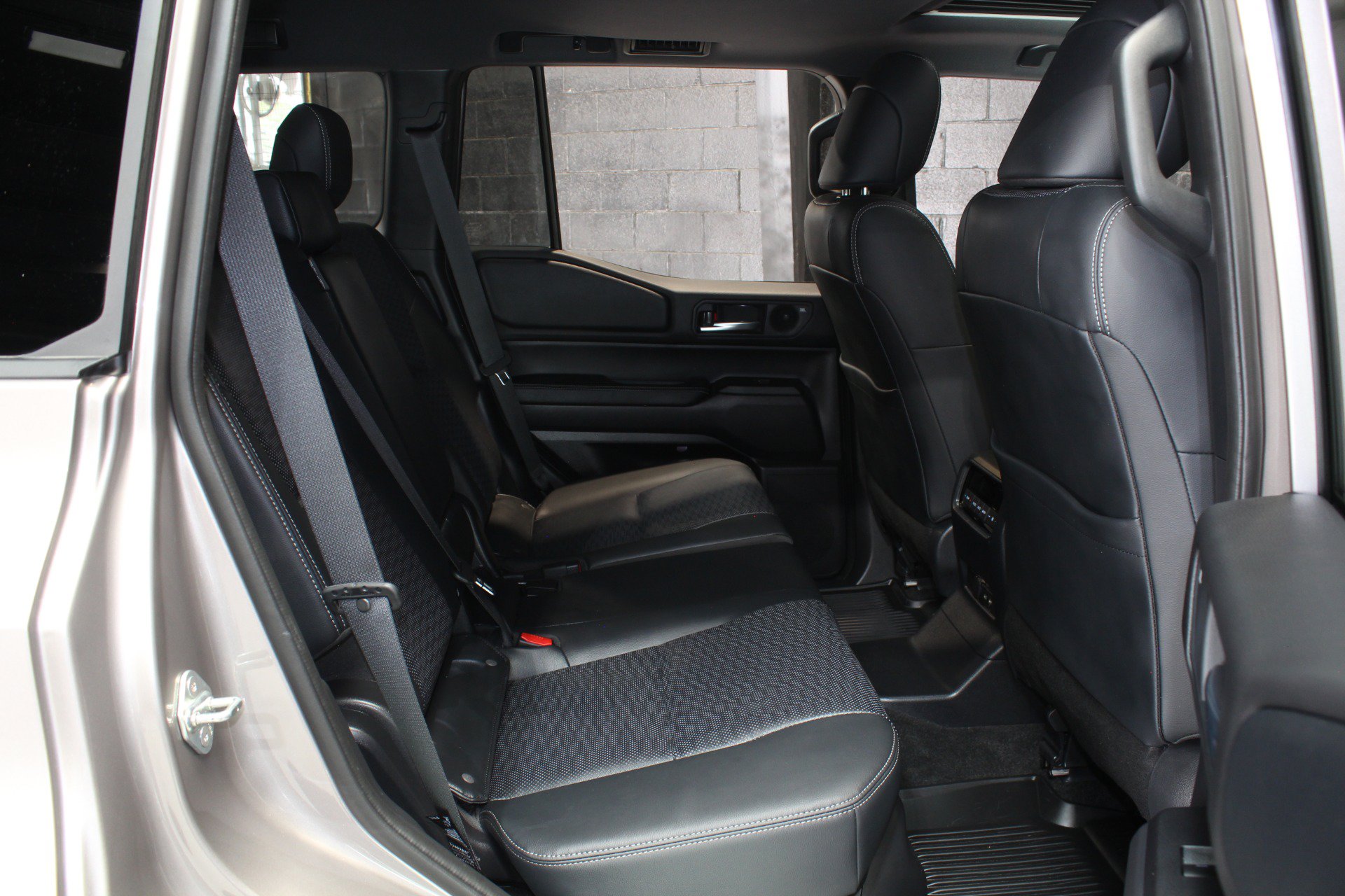 Used 2025 Toyota Land Cruiser w/ Premium Package AWD/4WD image 54