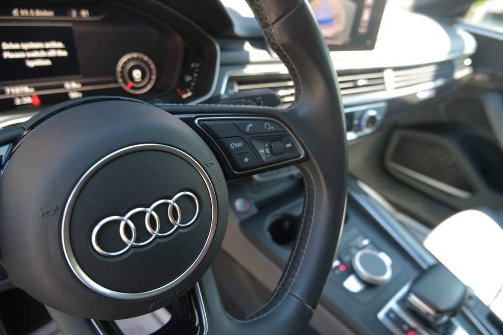 Used 2019 Audi S5 Premium Plus w/ Premium Plus AWD/4WD image 25