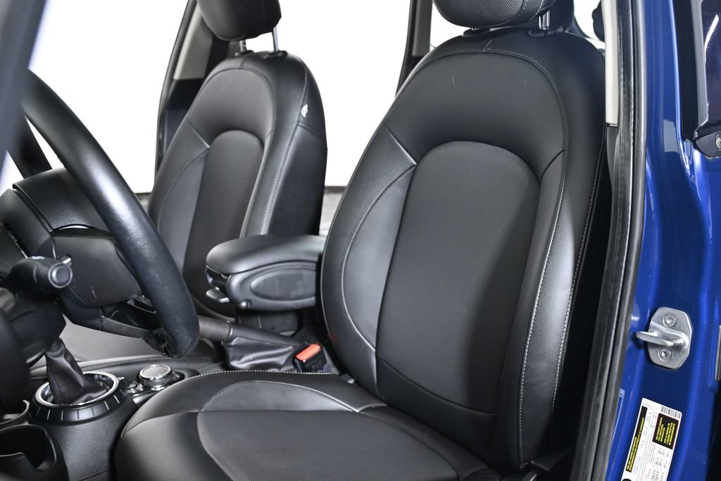 Used 2015 MINI Cooper 4-Door Hardtop FWD image 22