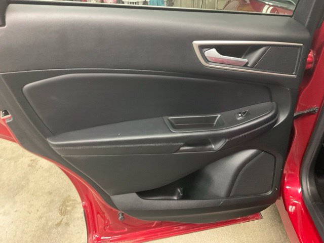 Used 2023 Ford Edge SEL w/ Convenience Package AWD/4WD image 17