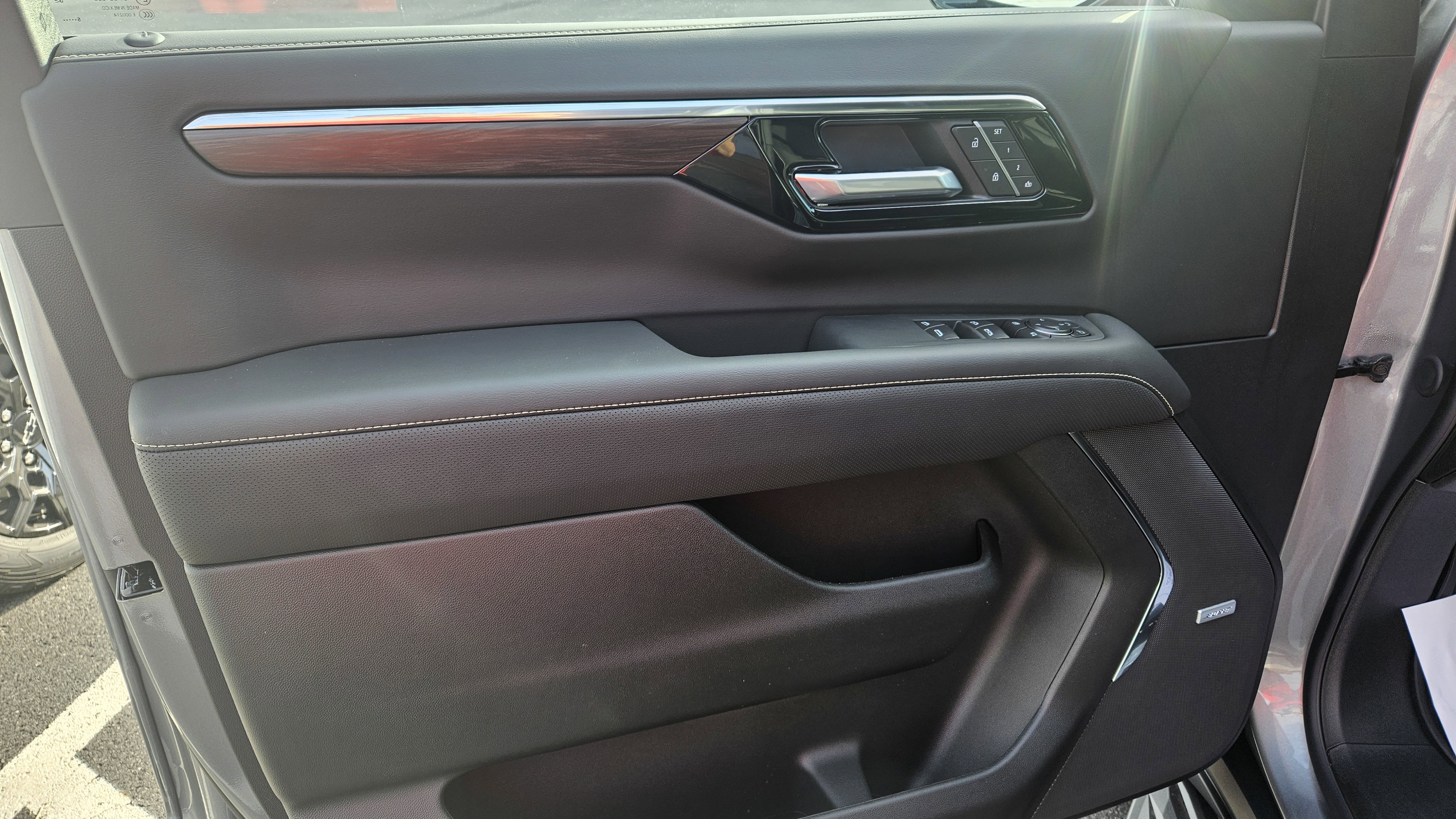 New 2026 Chevrolet Tahoe Premier image 12