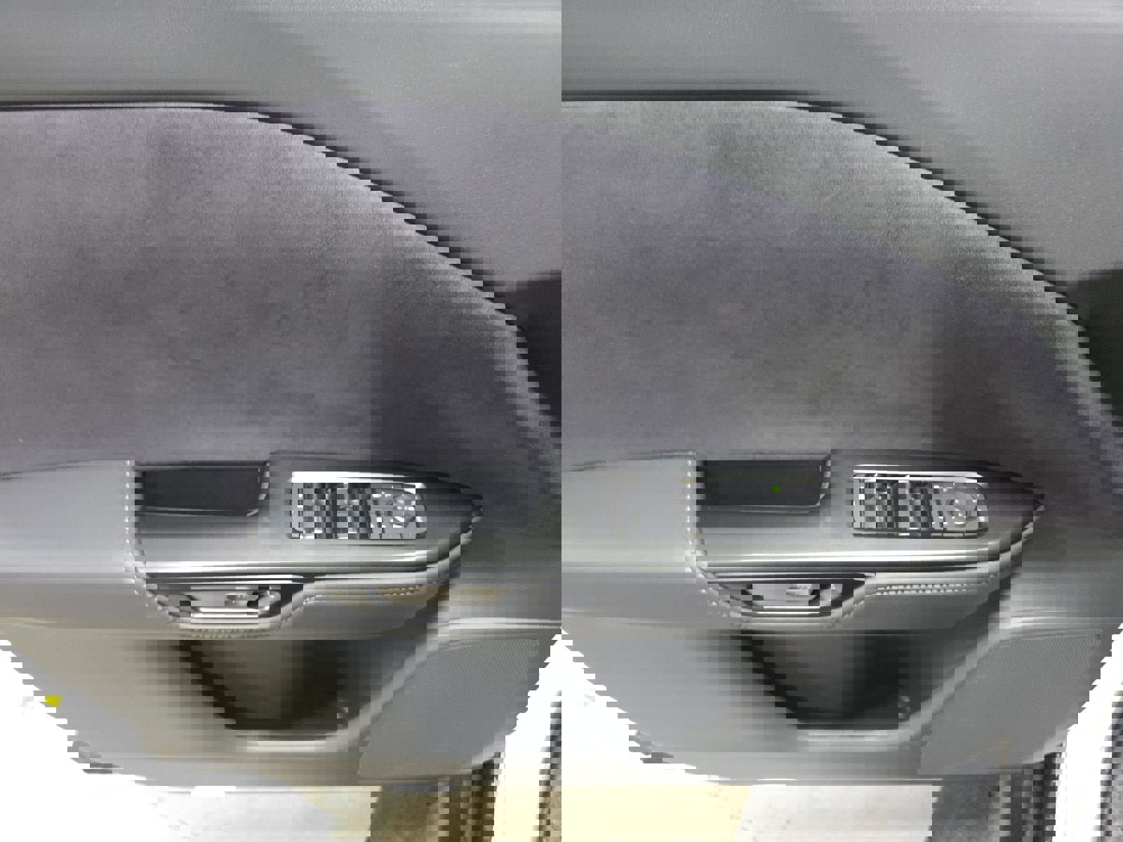 Used 2023 Lexus RZ 450e Premium w/ Accessory Package (Z1) image 7