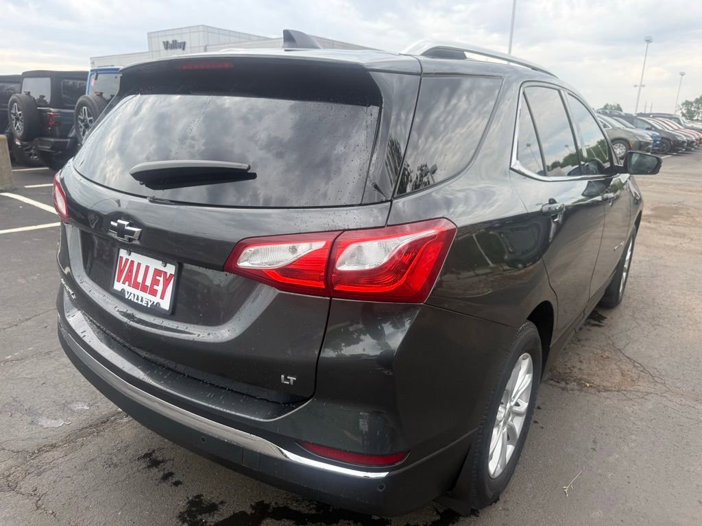 Used 2018 Chevrolet Equinox LT w/ Sun & Infotainment Package FWD image 6