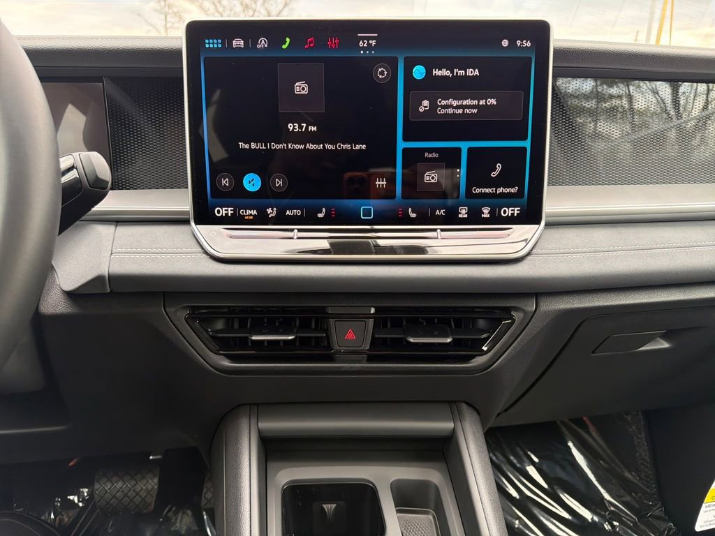 New 2026 Volkswagen Tiguan SE image 18