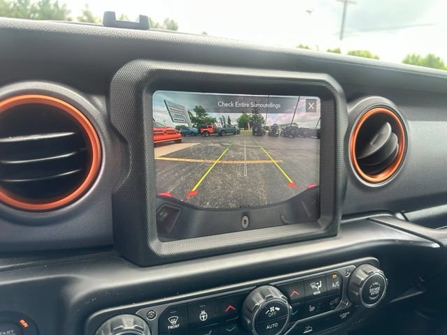 Used 2022 Jeep Gladiator Mojave w/ LED Lighting Group AWD/4WD image 31