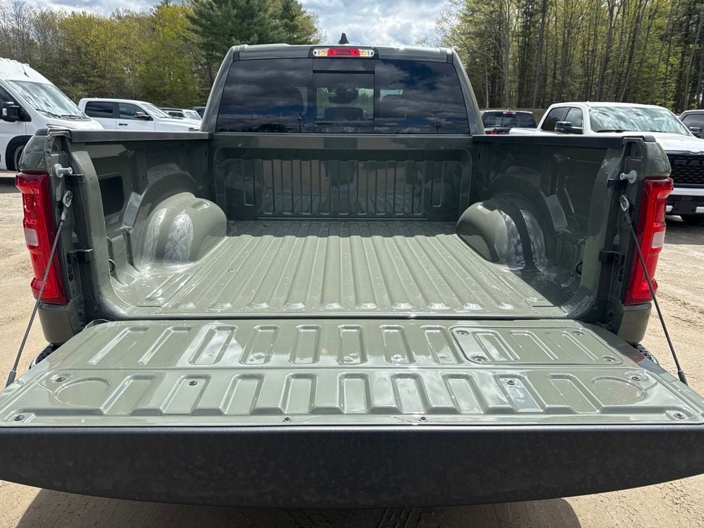 New 2026 RAM 1500 Laramie AWD/4WD image 25