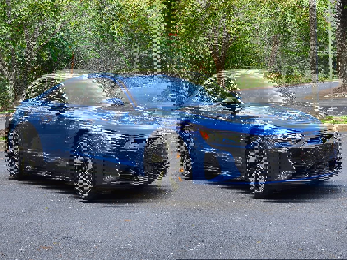 Used 2022 Audi RS e-tron GT w/ Carbon Performance Package image 8