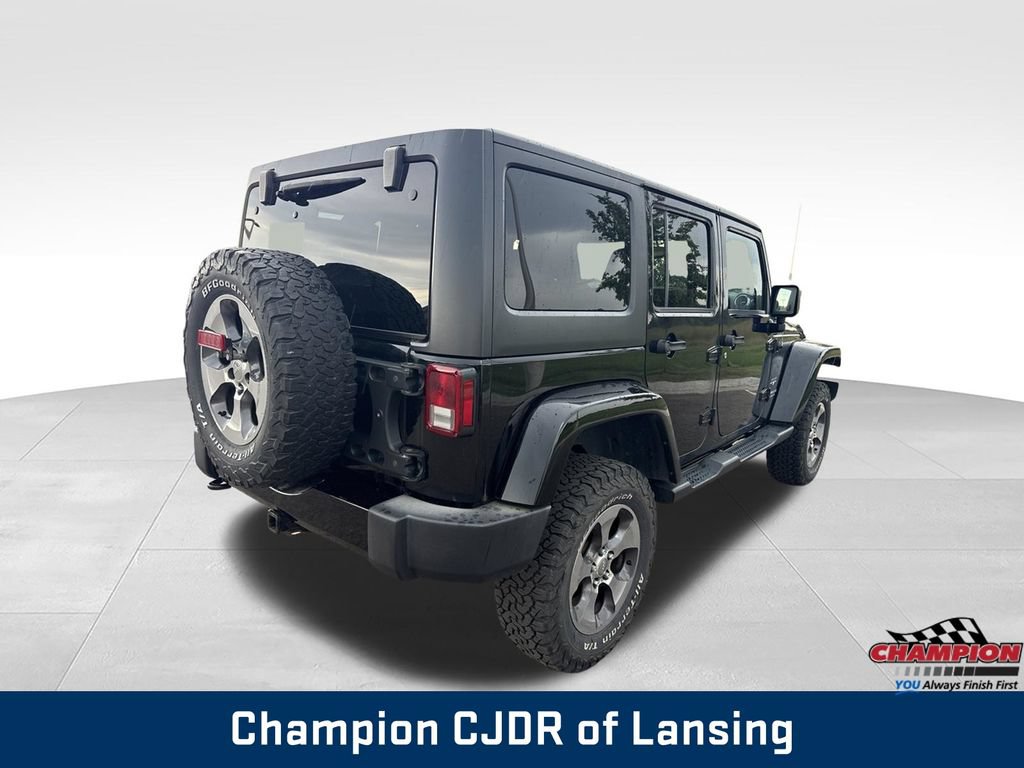 Used 2016 Jeep Wrangler Unlimited Sahara AWD/4WD image 7
