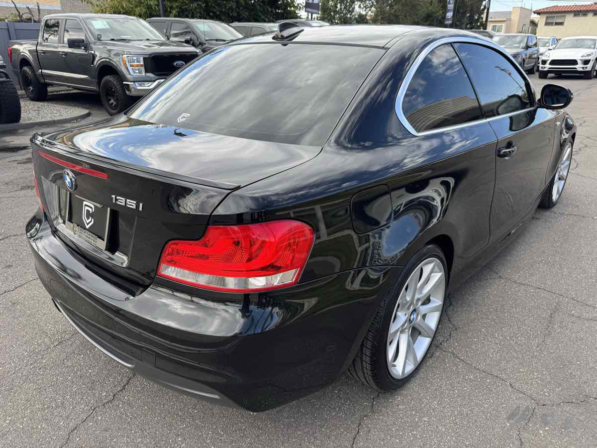 Used 2012 BMW 135i Coupe image 7