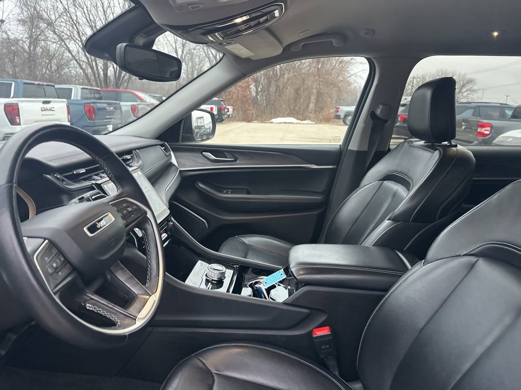 Used 2021 Jeep Grand Cherokee L Limited w/ Trailer Tow Group (B) image 16