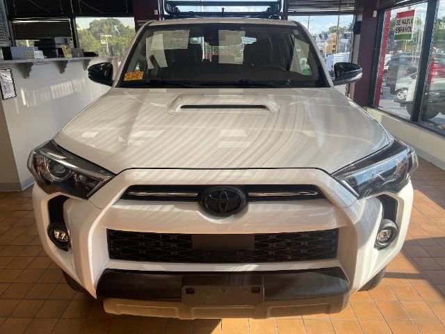 Used 2021 Toyota 4Runner Venture image 3