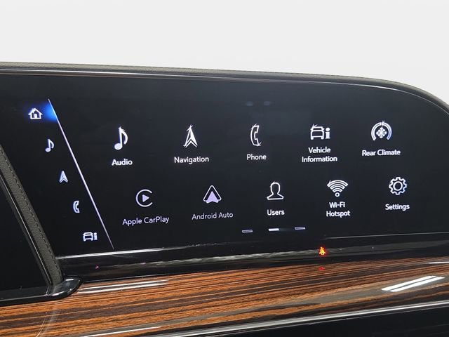 Used 2022 Cadillac Escalade Premium Luxury image 21