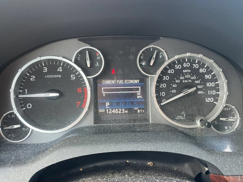 Used 2017 Toyota Tundra Limited AWD/4WD image 18