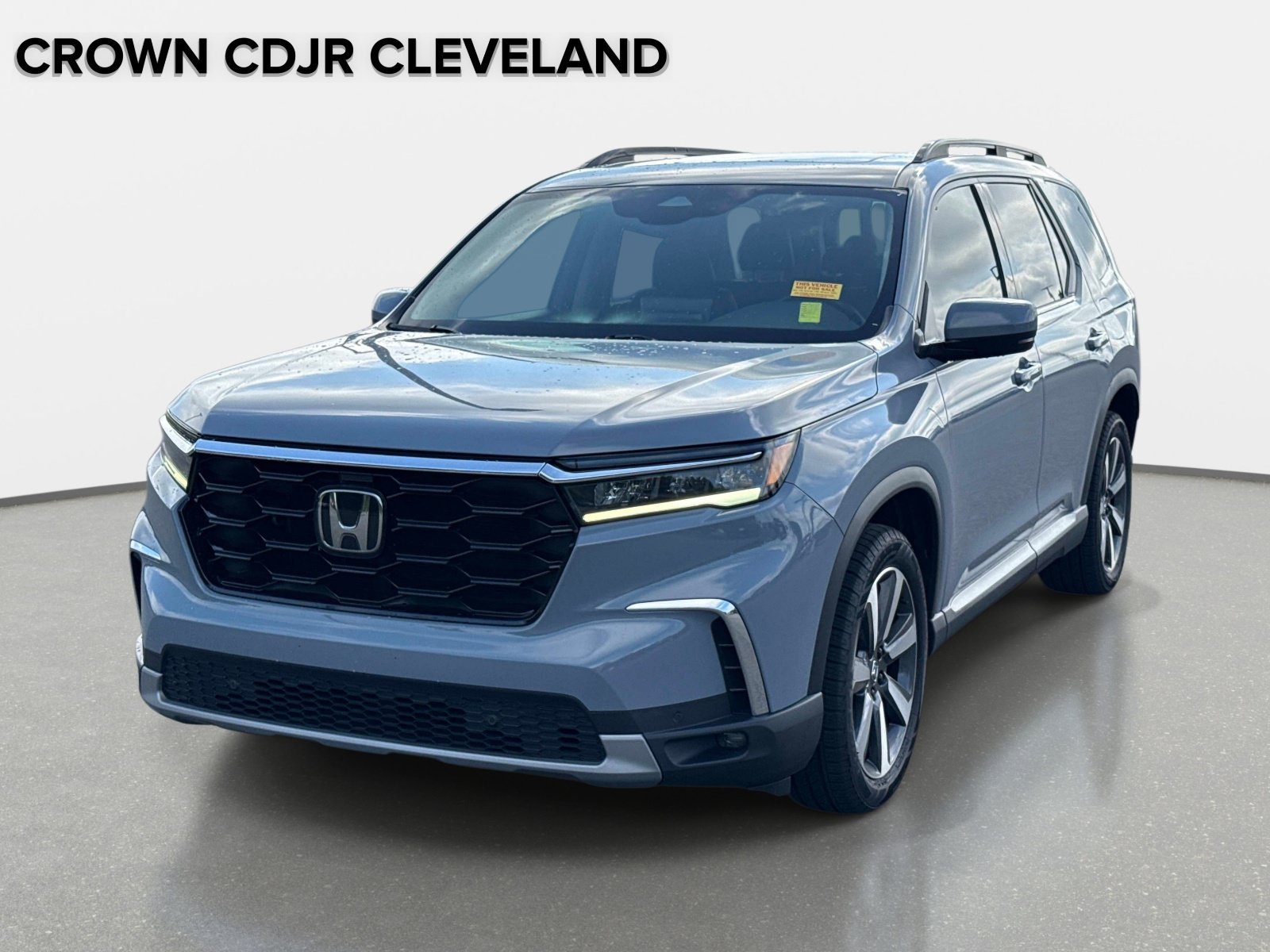 Used 2024 Honda Pilot Touring image 8