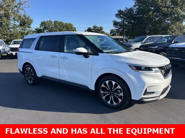 Used 2024 Kia Carnival EX