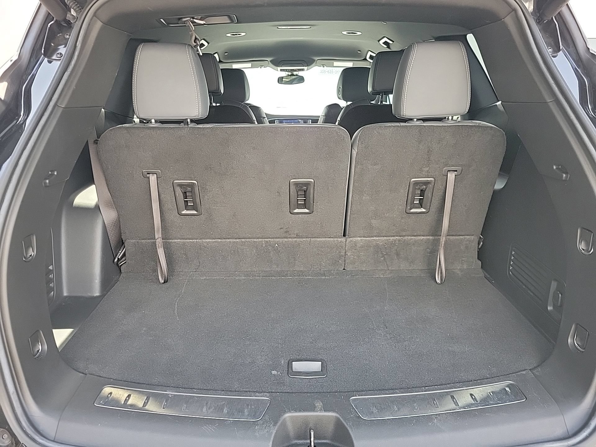 Used 2024 Buick Enclave Essence w/ Sport Touring Edition FWD image 13