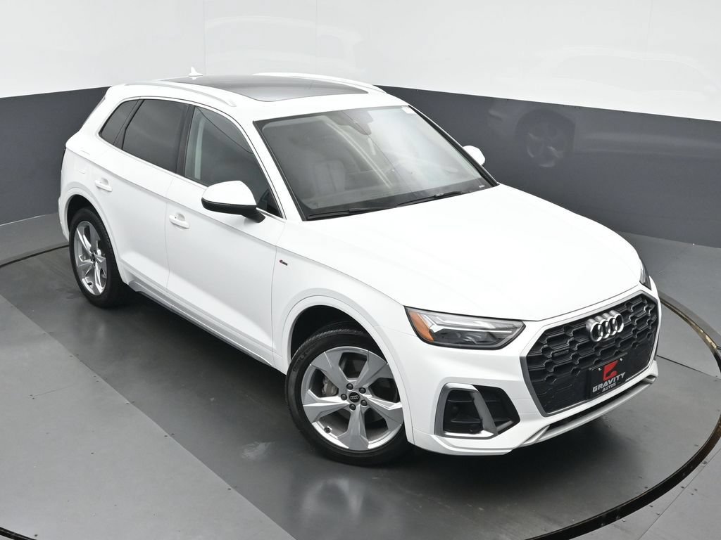 Used 2023 Audi Q5 2.0T Premium Plus w/ Premium Plus Package AWD/4WD image 32