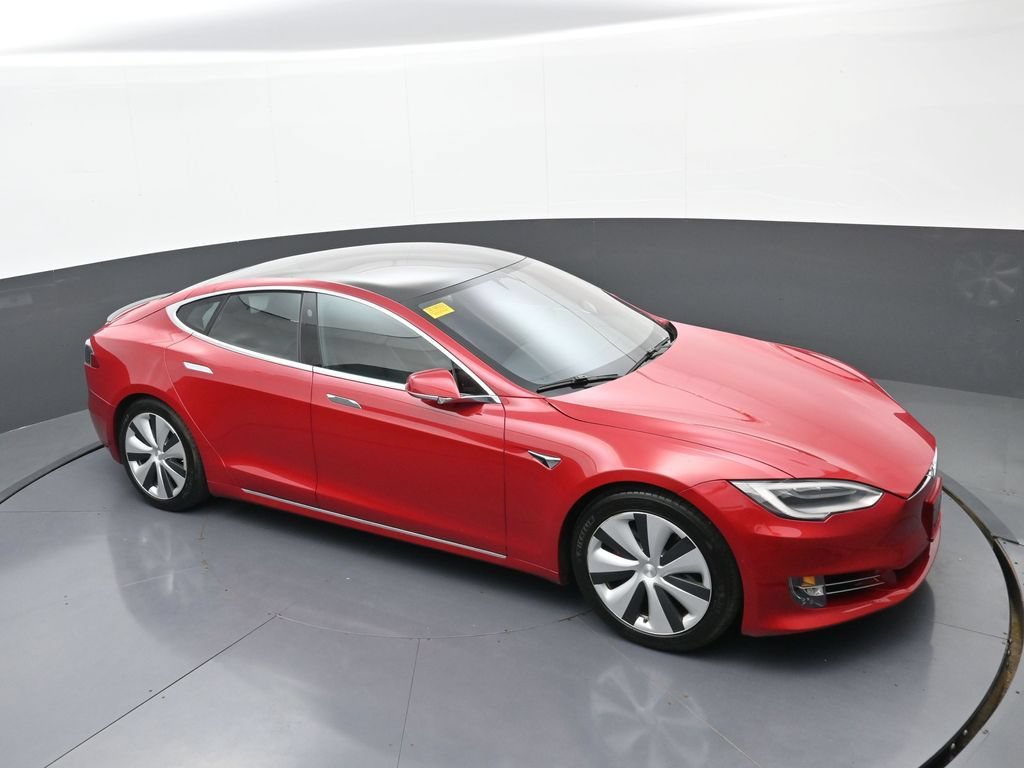 Used 2021 Tesla Model S Performance AWD/4WD image 29