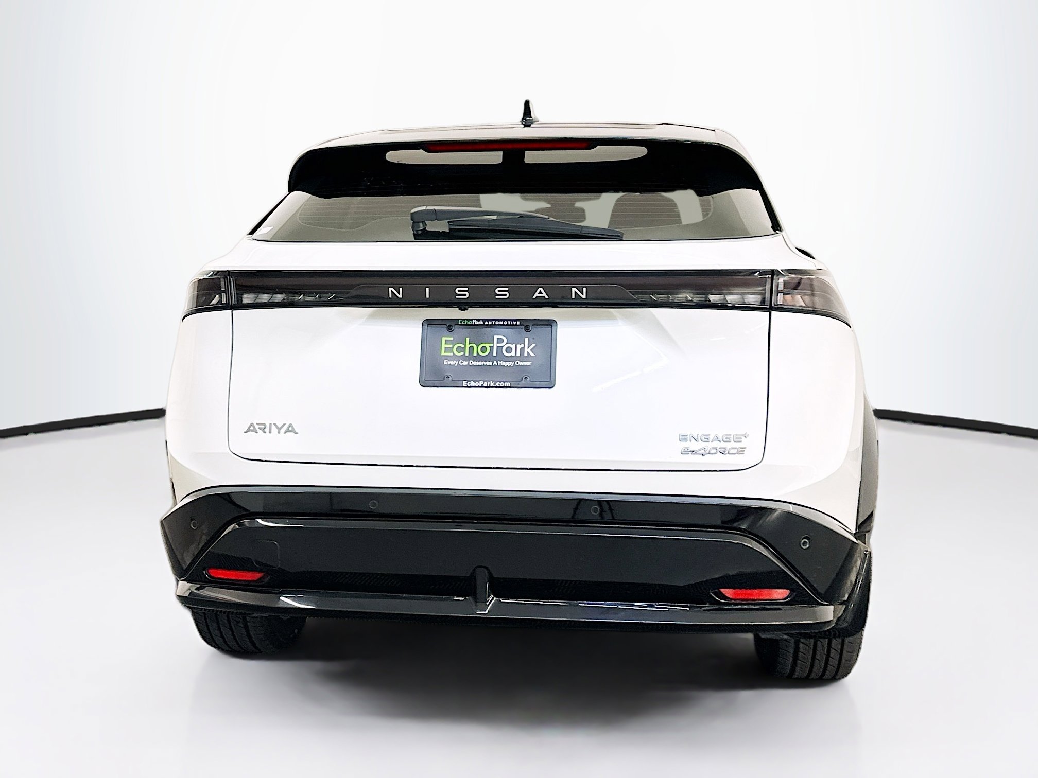 Used 2024 Nissan Ariya AWD image 7