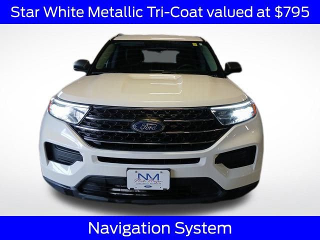 Certified 2023 Ford Explorer XLT image 3