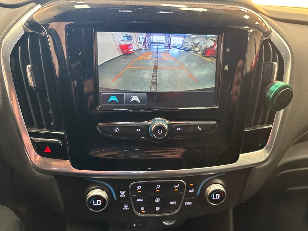 Used 2018 Chevrolet Traverse LS FWD image 5