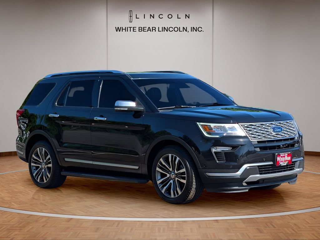 Used 2019 Ford Explorer Platinum AWD/4WD image 3