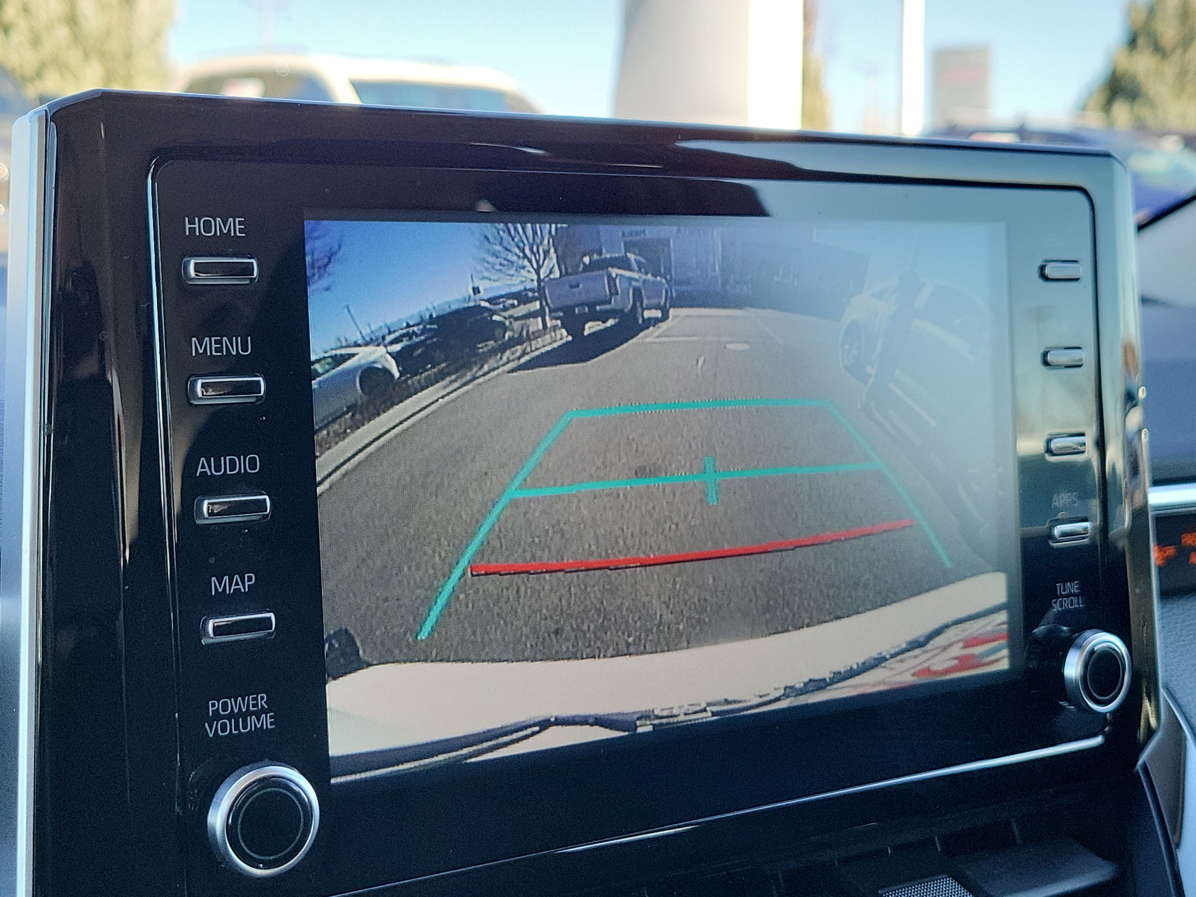 Used 2020 Toyota Corolla LE image 22