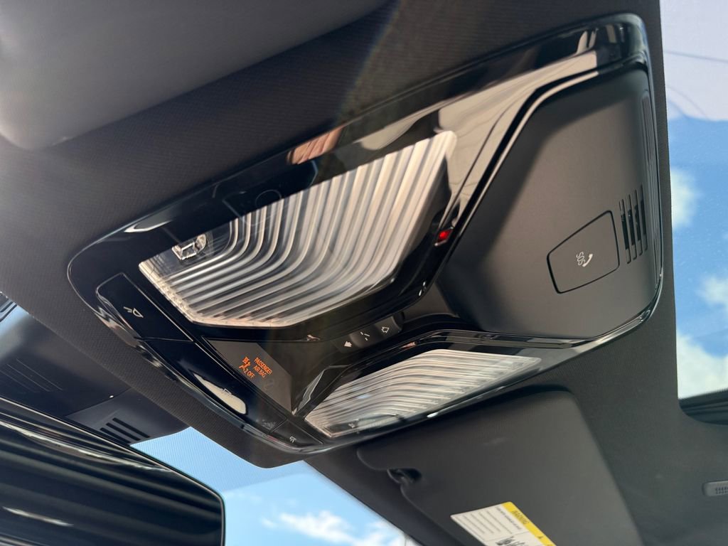 Certified 2025 BMW 230i xDrive Coupe w/ Premium Package image 33