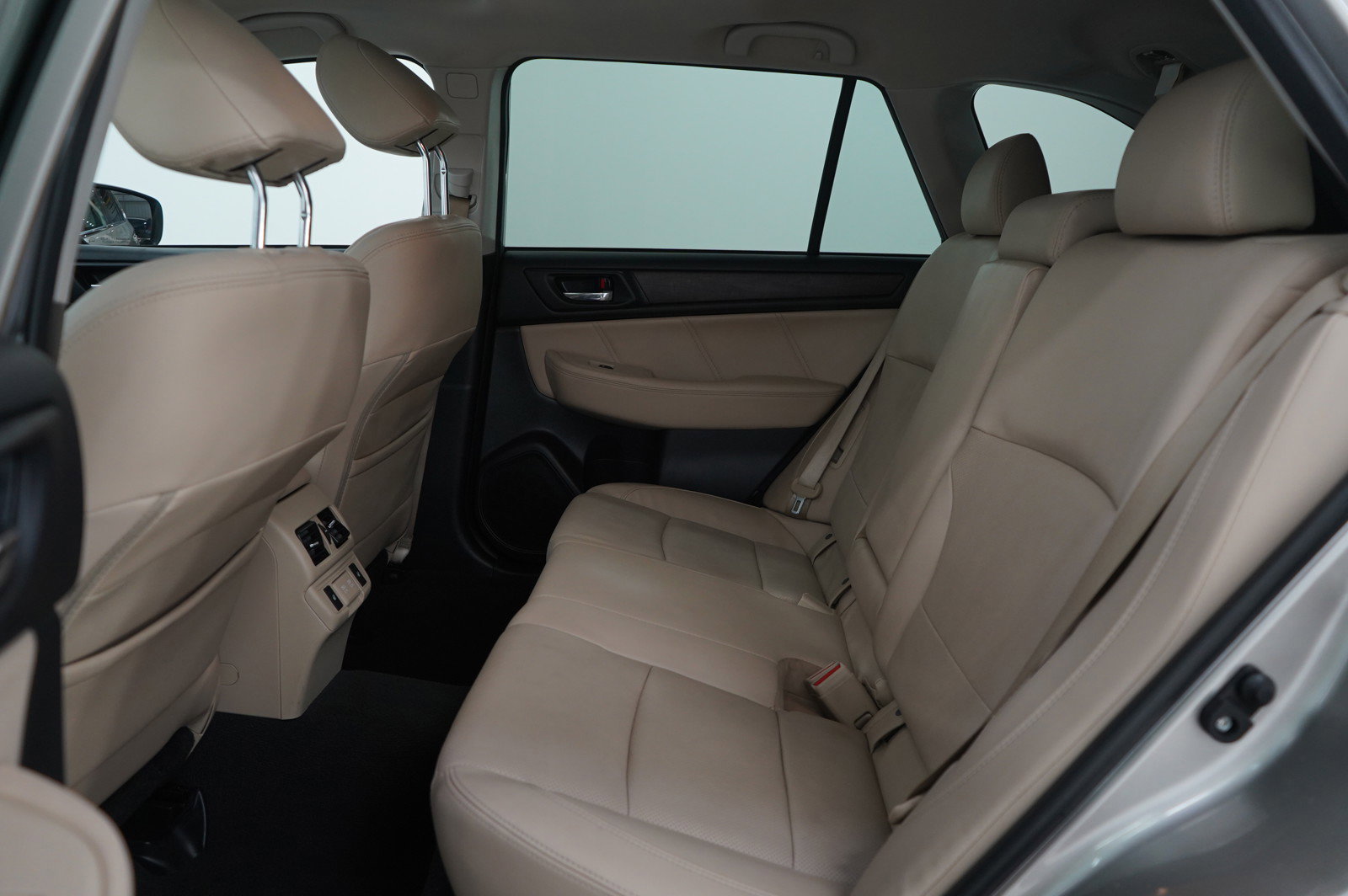 Used 2019 Subaru Outback 2.5i Limited image 14