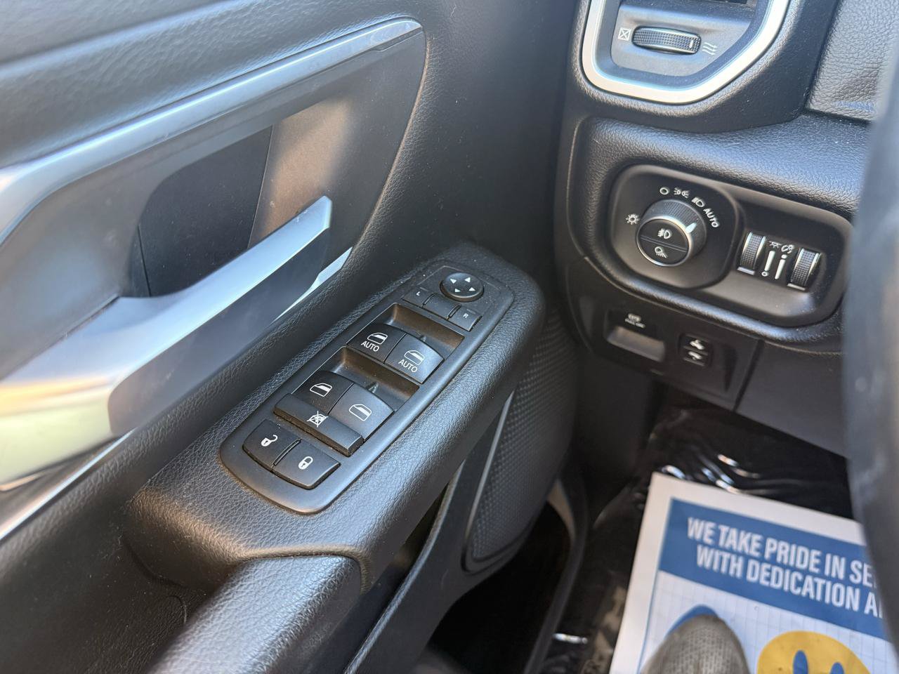 Used 2019 RAM 1500 Big Horn AWD/4WD image 17