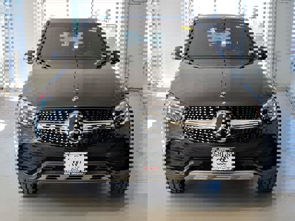 Used 2022 Mercedes-Benz GLC 300 4MATIC image 2