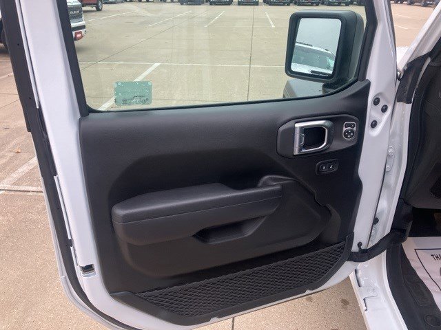 Certified 2024 Jeep Wrangler Sport S image 9