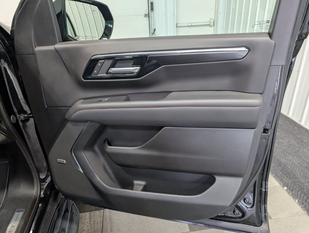 Used 2025 Chevrolet Tahoe RST w/ RST Capability Package AWD/4WD image 30