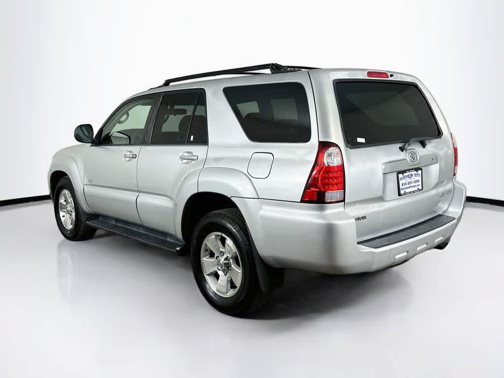 Used 2007 Toyota 4Runner SR5 RWD image 4