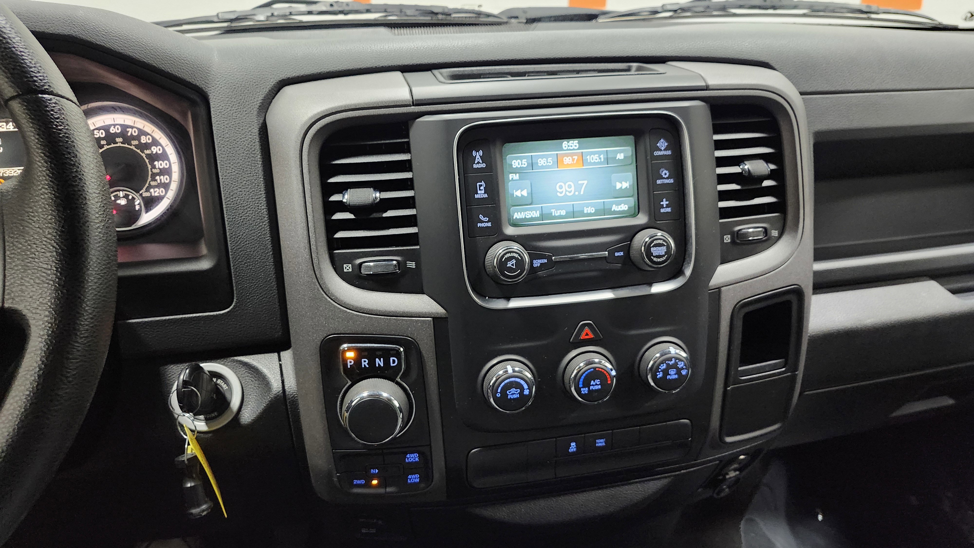 Used 2017 RAM 1500 Express w/ Express Value Package image 25