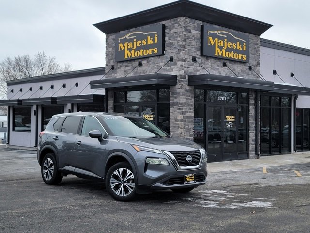 Used 2023 Nissan Rogue SV