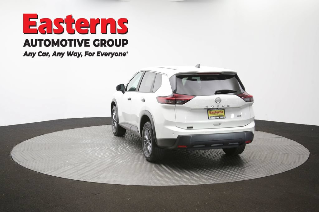 Used 2024 Nissan Rogue S AWD/4WD image 66