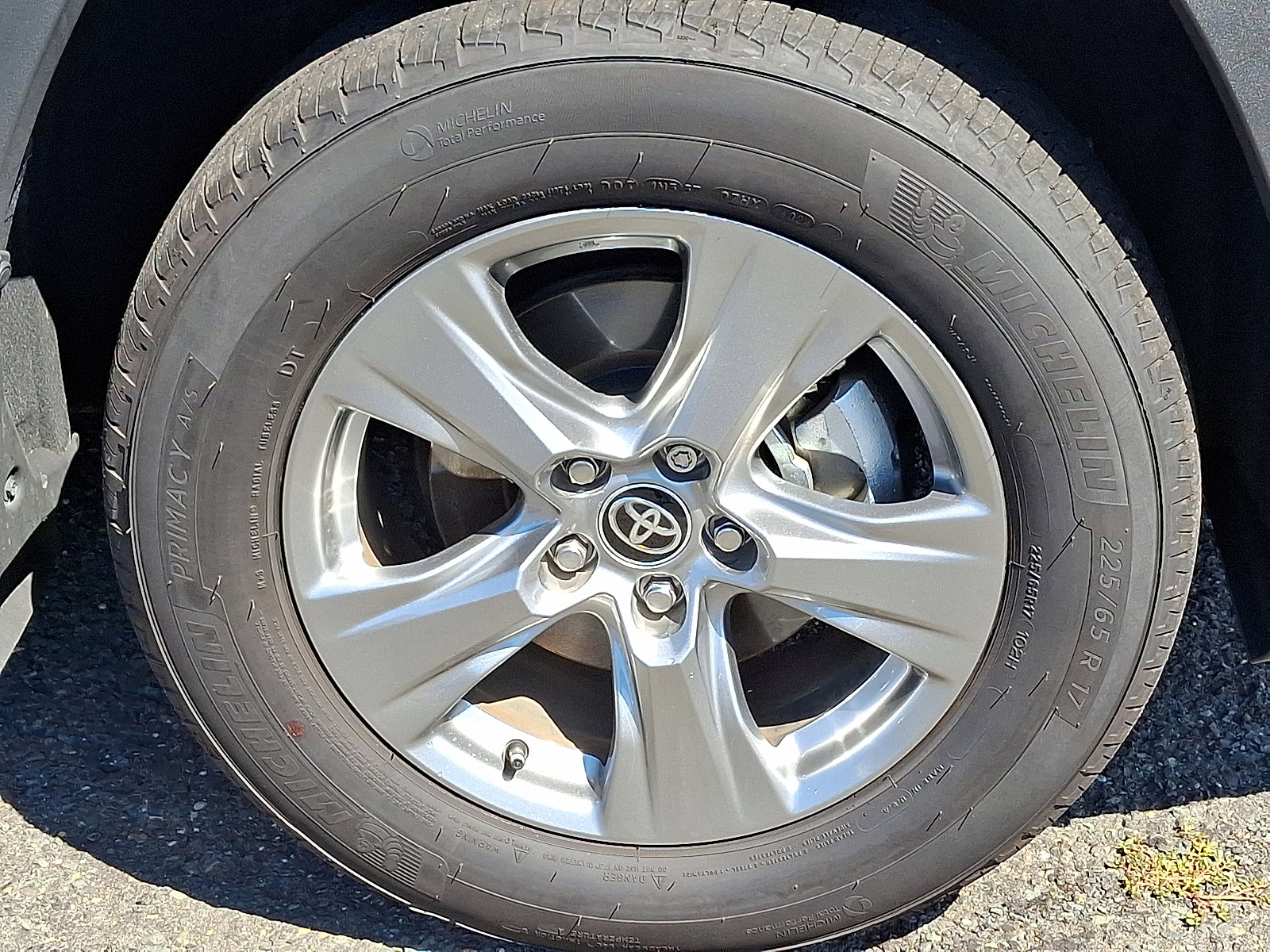 Certified 2025 Toyota RAV4 XLE image 9