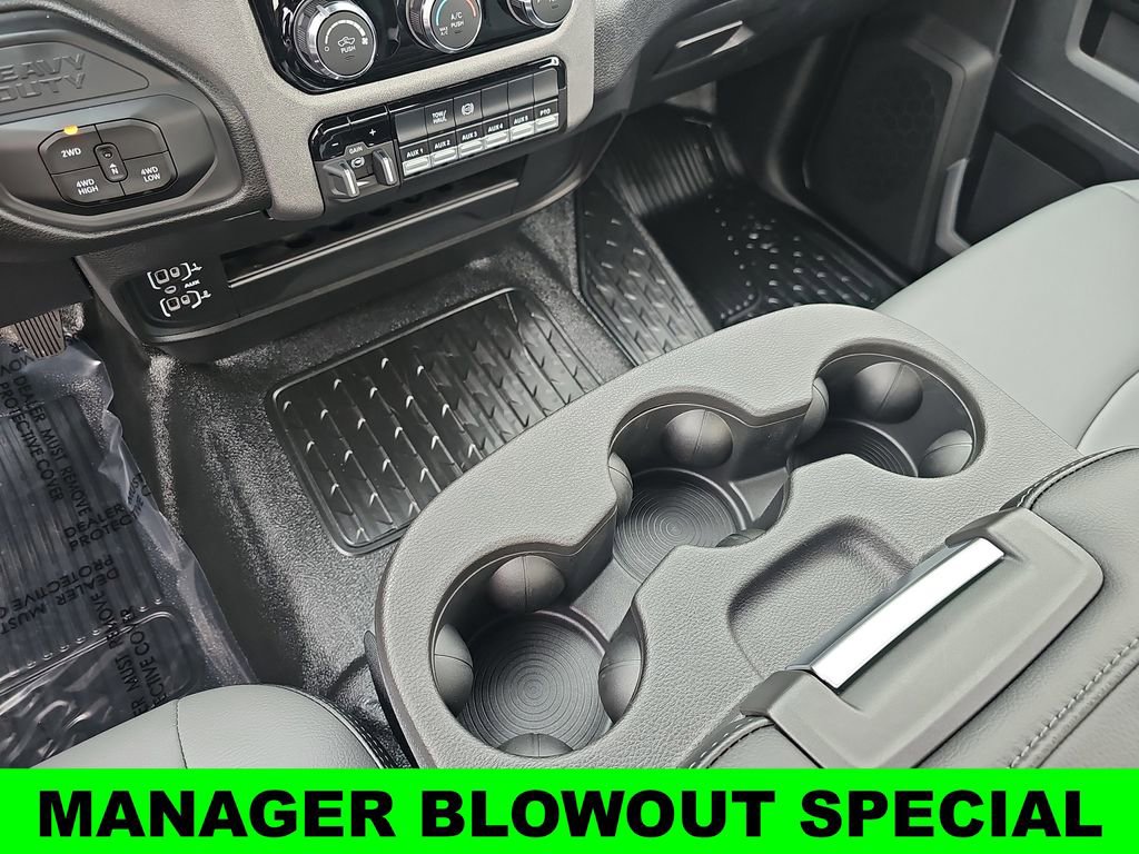 New 2026 RAM 3500 Tradesman AWD/4WD image 24