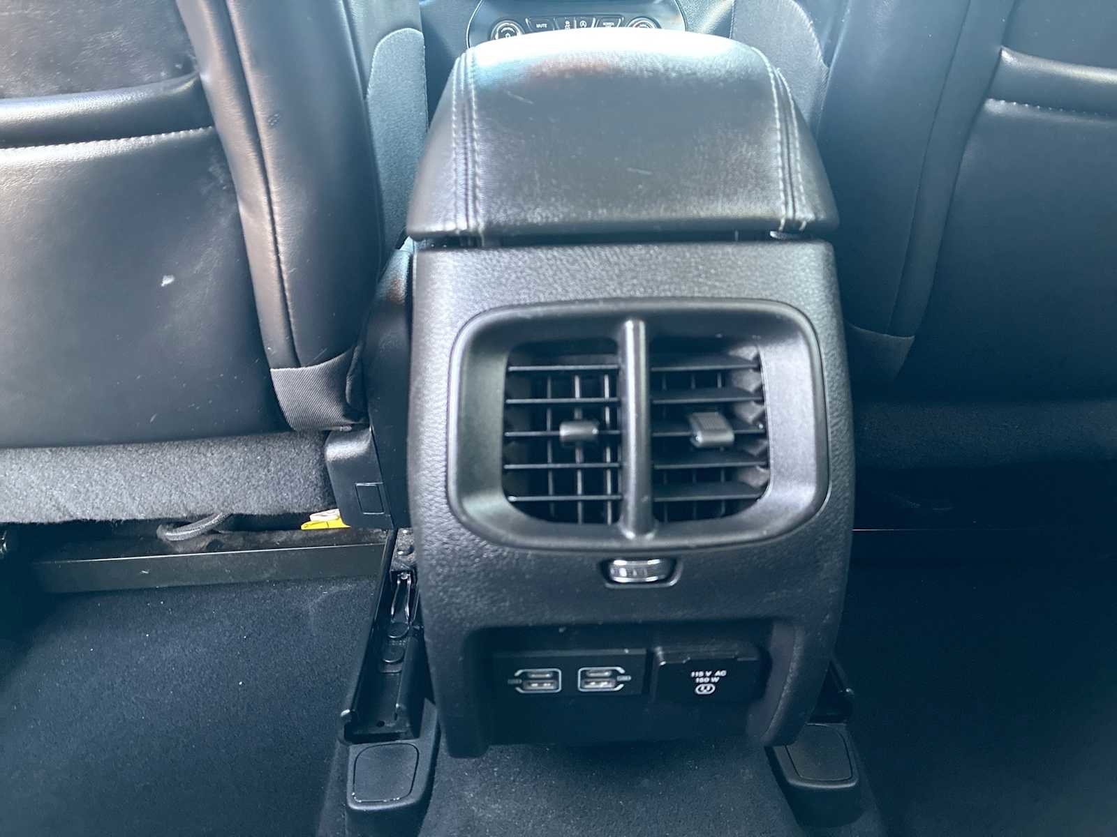 Used 2021 Jeep Cherokee Latitude Lux w/ Sun & Sound Group image 21