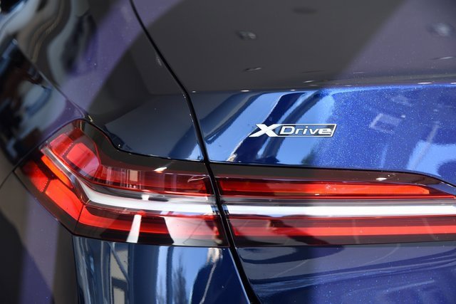 New 2026 BMW 540i xDrive w/ M Sport Package image 9