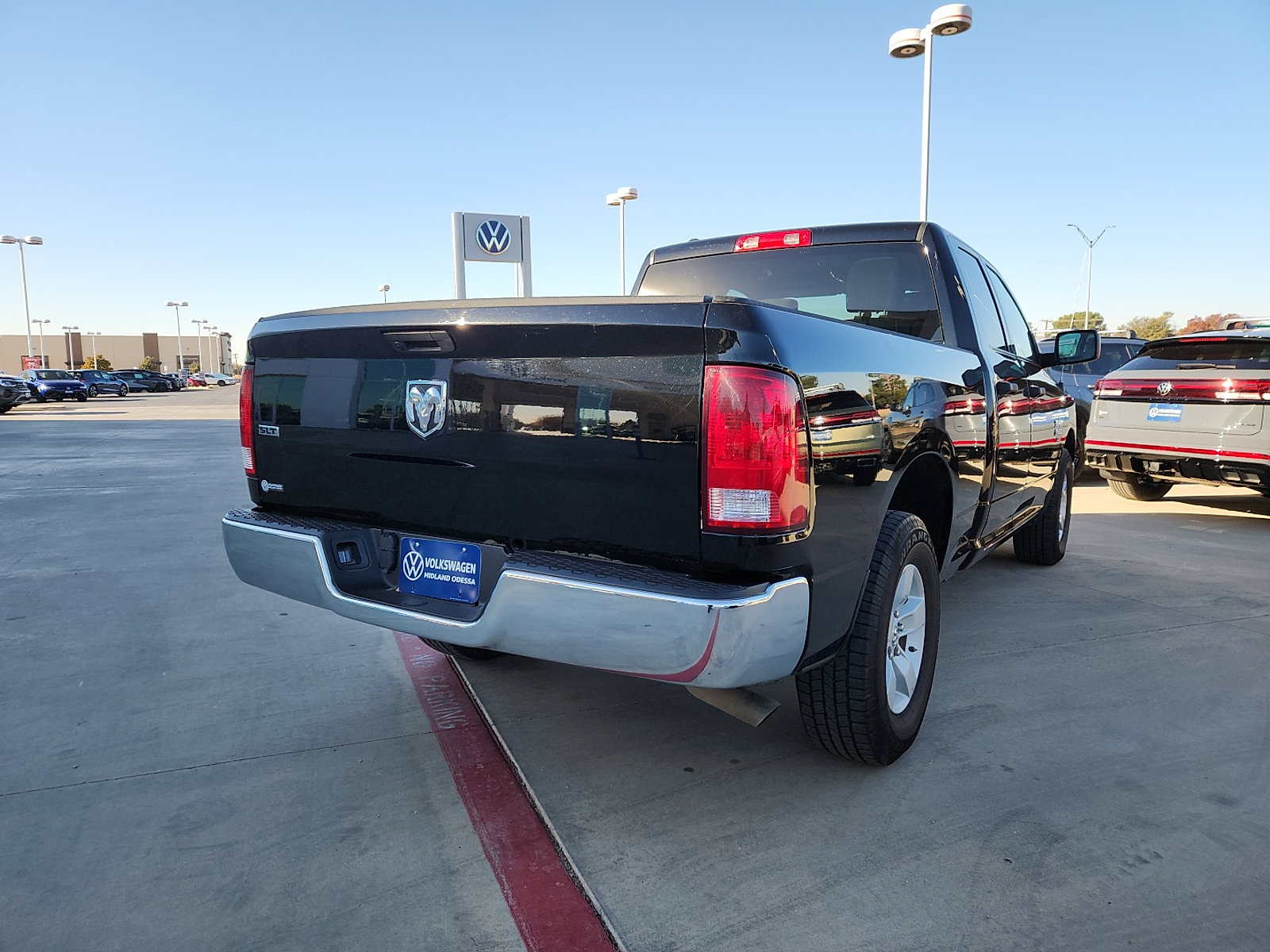 Used 2024 RAM 1500 Classic SLT image 7