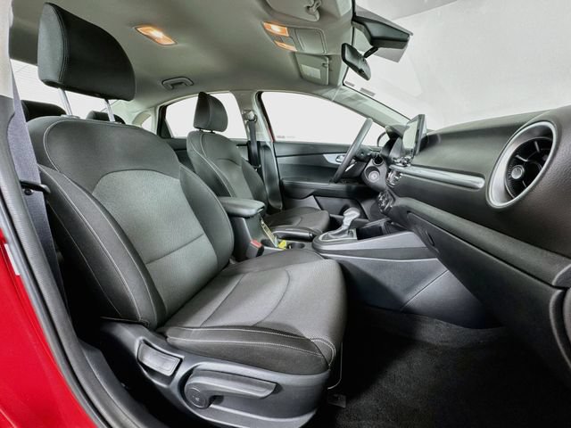 Used 2024 Kia Forte LXS w/ LXS Technology Package FWD image 25