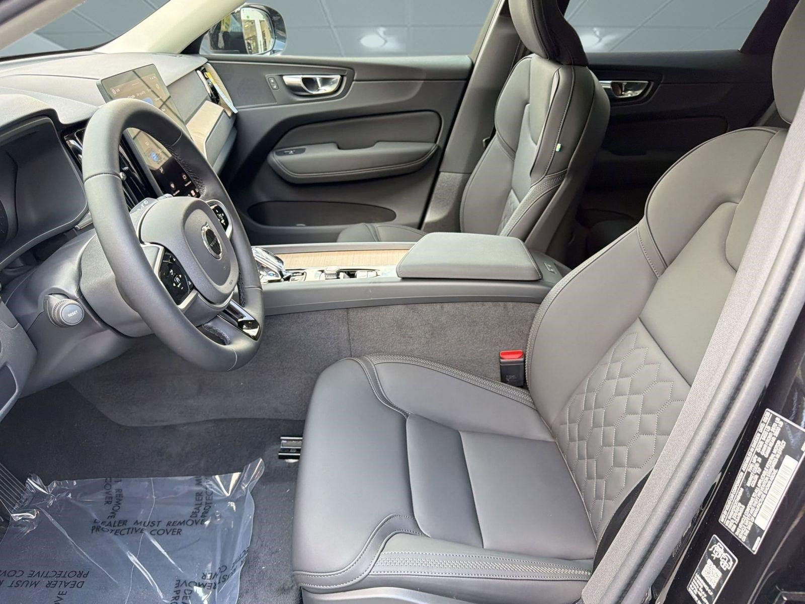 New 2026 Volvo XC60 B5 Plus w/ Climate Package AWD/4WD image 5