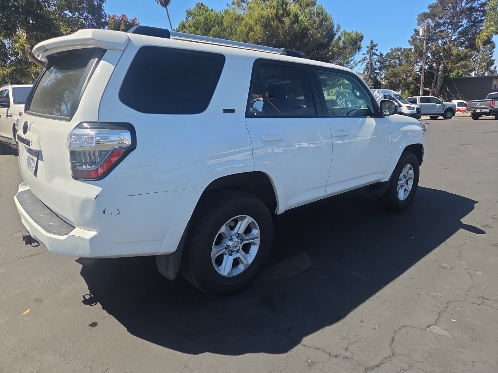 Used 2023 Toyota 4Runner SR5 AWD/4WD image 5