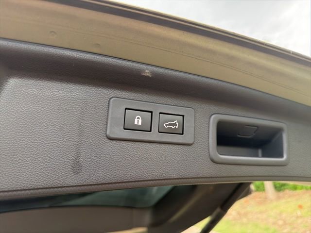 Used 2020 Subaru Forester Limited image 26