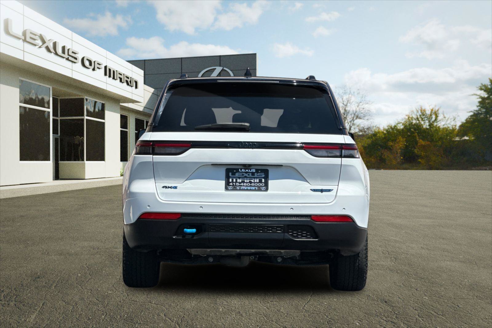 Used 2023 Jeep Grand Cherokee Trailhawk AWD/4WD image 8
