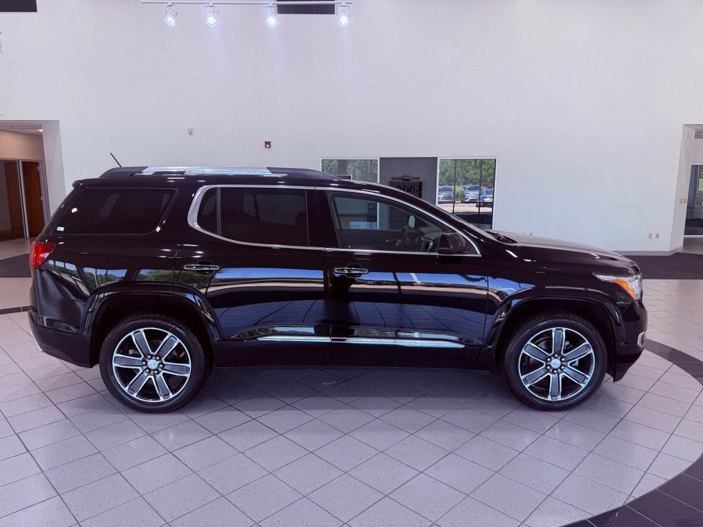 Used 2019 GMC Acadia Denali AWD/4WD image 14