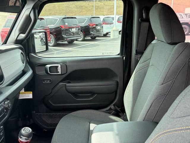 New 2026 Jeep Wrangler Sport AWD/4WD image 32