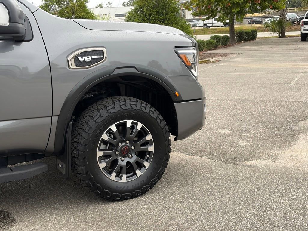 Used 2024 Nissan Titan PRO-4X image 9